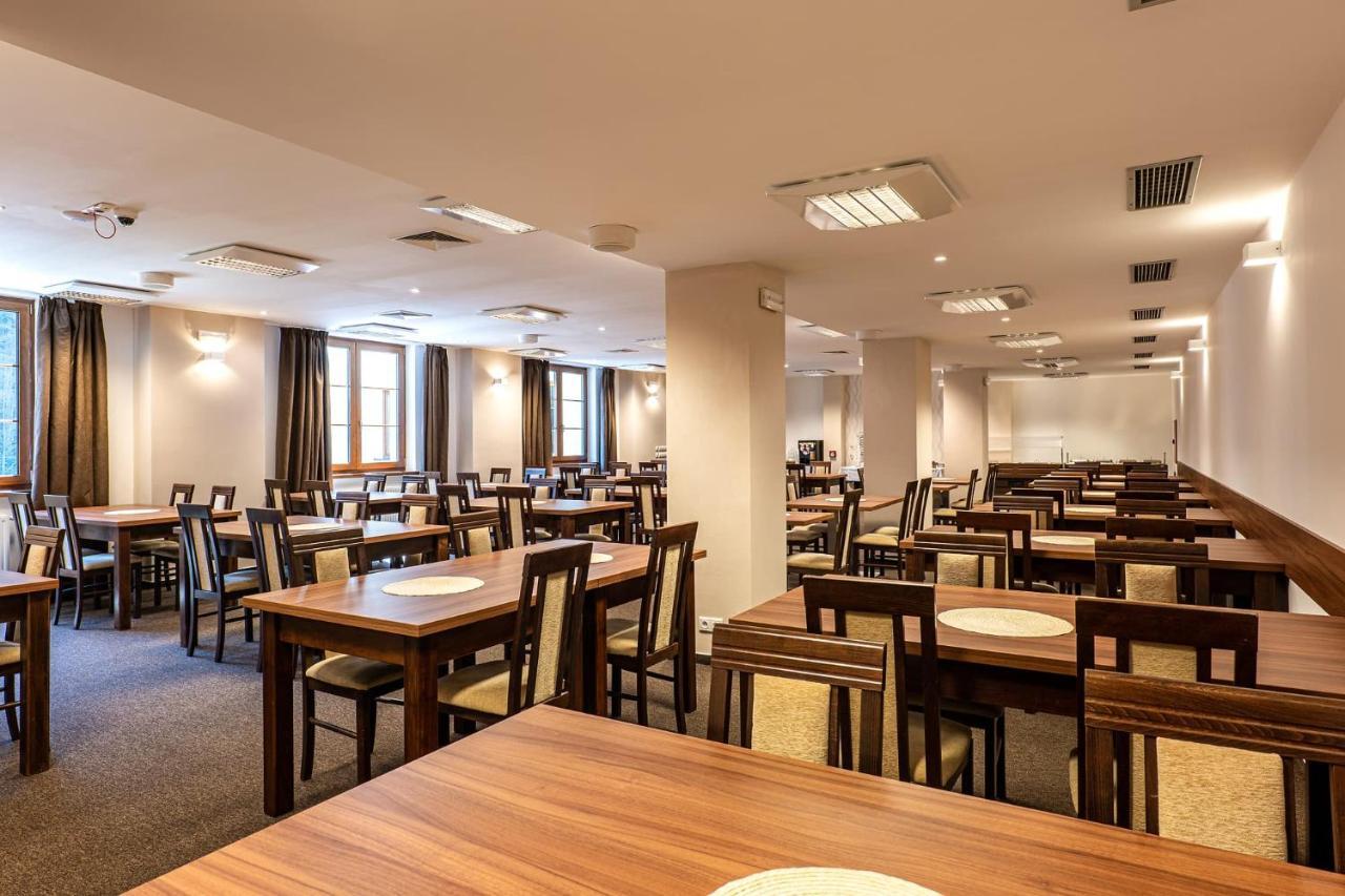 Wellness Hotel Pod Kycmolem Горни-Ломна Экстерьер фото