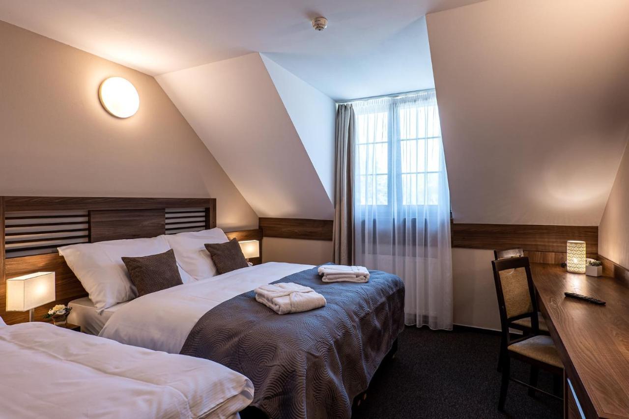Wellness Hotel Pod Kycmolem Горни-Ломна Экстерьер фото